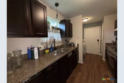 307 W Newman Street, Cuero, TX 77954 - Photo 7