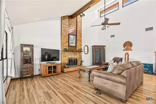 4911 Youngsford Rd, Marion, TX 78124 - Photo 9