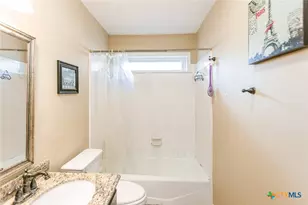 402 Chimney Rock Dr, Victoria, TX 77904 - Photo 23