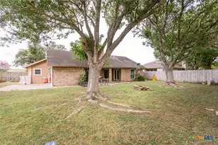 402 Chimney Rock Dr, Victoria, TX 77904 - Photo 27