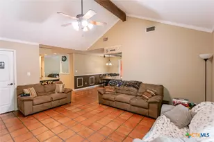 402 Chimney Rock Dr, Victoria, TX 77904 - Photo 11