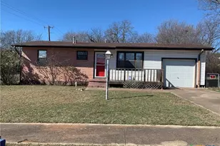 1110 S 13th St, Copperas Cove, TX 76522 - Photo 1