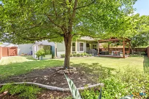 805 Madison Ave, New Braunfels, TX 78130 - Photo 43