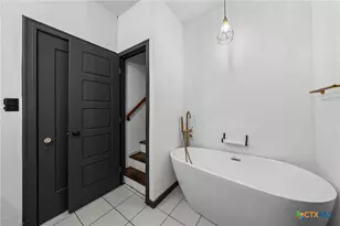 1707 N Travis Ave, Cameron, TX 76520 - Photo 31