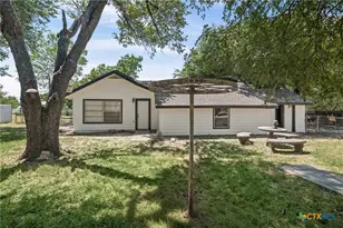 1707 N Travis Ave, Cameron, TX 76520 - Photo 7