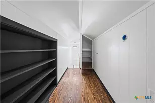 1707 N Travis Ave, Cameron, TX 76520 - Photo 43
