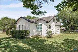 1707 N Travis Ave, Cameron, TX 76520 - Photo 3