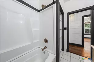 1707 N Travis Ave, Cameron, TX 76520 - Photo 37