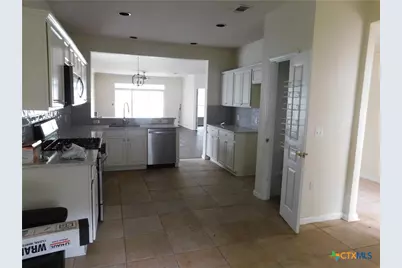 106 Keystone Cove, Georgetown, TX 78633 - Photo 5