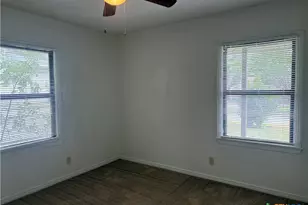 1301 E Avenue H, Killeen, TX 76541 - Photo 13