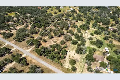 727 Eagle Creek Drive, Floresville, TX 78114 - Photo 7