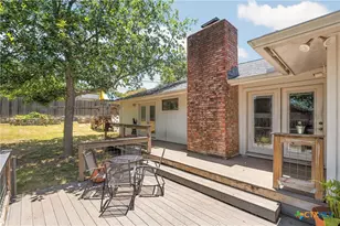 102 Chaparral St, San Marcos, TX 78666 - Photo 21