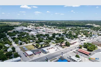 107 E 2nd Street, Lampasas, TX 76550 - Photo 35