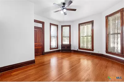 107 E 2nd Street, Lampasas, TX 76550 - Photo 17