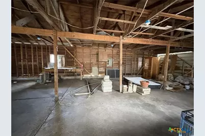 1203 N East Street, Edna, TX 77957 - Photo 19