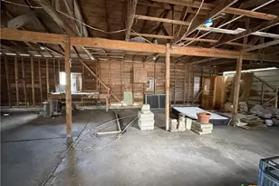 1203 N East St, Edna, TX 77957 - Photo 19