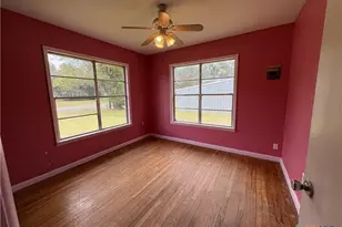 1203 N East St, Edna, TX 77957 - Photo 9