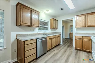 5226 Breaker Cir, Temple, TX 76502 - Photo 7