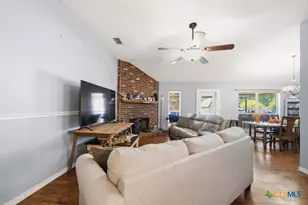 336 Raven Ridge, New Braunfels, TX 78130 - Photo 3