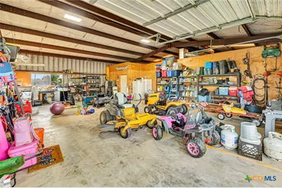 213 Wearden Drive, Victoria, TX 77904 - Photo 39
