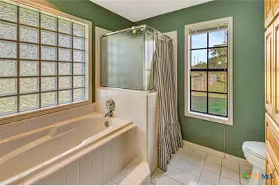 213 Wearden Drive, Victoria, TX 77904 - Photo 17