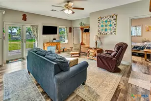 213 Wearden Dr, Victoria, TX 77904 - Photo 35