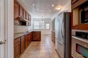 394 Pecan Meadows, New Braunfels, TX 78130 - Photo 7