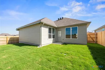 401 University Avenue, Troy, TX 76579 - Photo 17