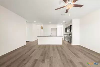 401 University Avenue, Troy, TX 76579 - Photo 15