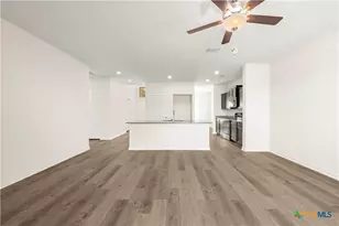 401 University Ave, Troy, TX 76579 - Photo 15