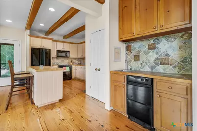 340 Rio Drive, New Braunfels, TX 78130 - Photo 15