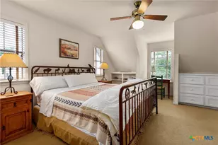 340 Rio Dr, New Braunfels, TX 78130 - Photo 21