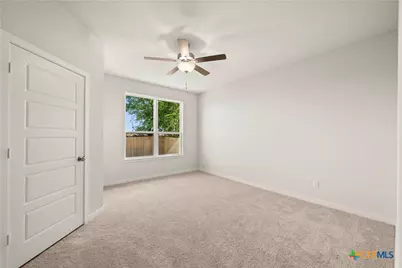 502 University Avenue, Troy, TX 76579 - Photo 11