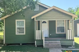 1906 Pecan St, San Marcos, TX 78666 - Photo 1