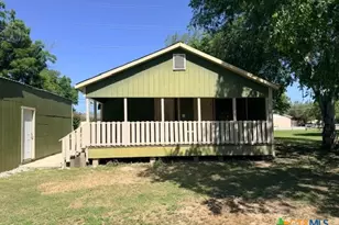 1906 Pecan St, San Marcos, TX 78666 - Photo 15