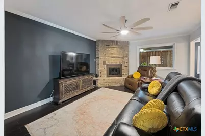 1933 Squire Circle, New Braunfels, TX 78130 - Photo 7