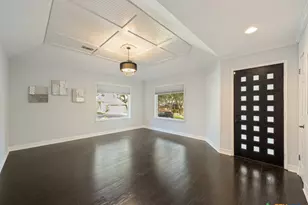 1933 Squire Circle, New Braunfels, TX 78130 - Photo 5