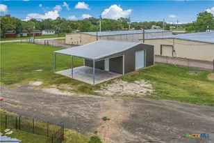 1363 Old Goliad Rd, Victoria, TX 77905 - Photo 21