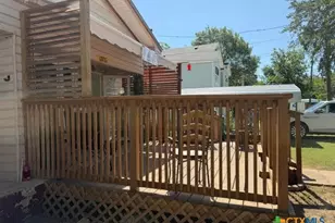 620 E 8th Ave, Belton, TX 76513 - Photo 5