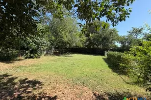 620 E 8th Ave, Belton, TX 76513 - Photo 7