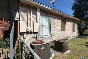 620 E 8th Ave, Belton, TX 76513 - Photo 9