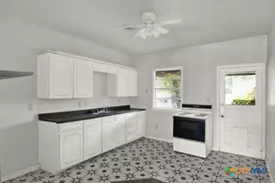 620 E 8th Ave, Belton, TX 76513 - Photo 5