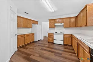1905 McGinnis Ct, Harker Heights, TX 76548 - Photo 9