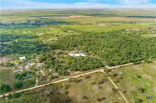 1455 Rainbow Rd, Cuero, TX 77954 - Photo 15
