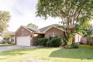 103 Windwood Ln, Victoria, TX 77904 - Photo 3