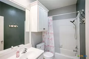 103 Windwood Ln, Victoria, TX 77904 - Photo 21