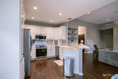 103 Windwood Lane, Victoria, TX 77904 - Photo 9