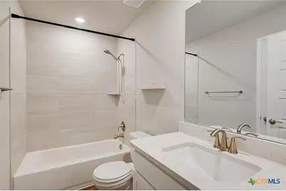 632 Wild Spur Lane, Liberty Hill, TX 78642 - Photo 23