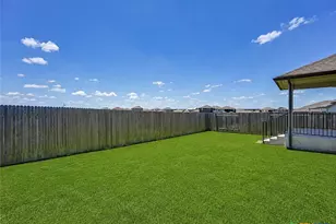 632 Wild Spur Ln, Liberty Hill, TX 78642 - Photo 3