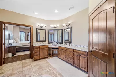 178 Juniper Trail, Yoakum, TX 77995 - Photo 11